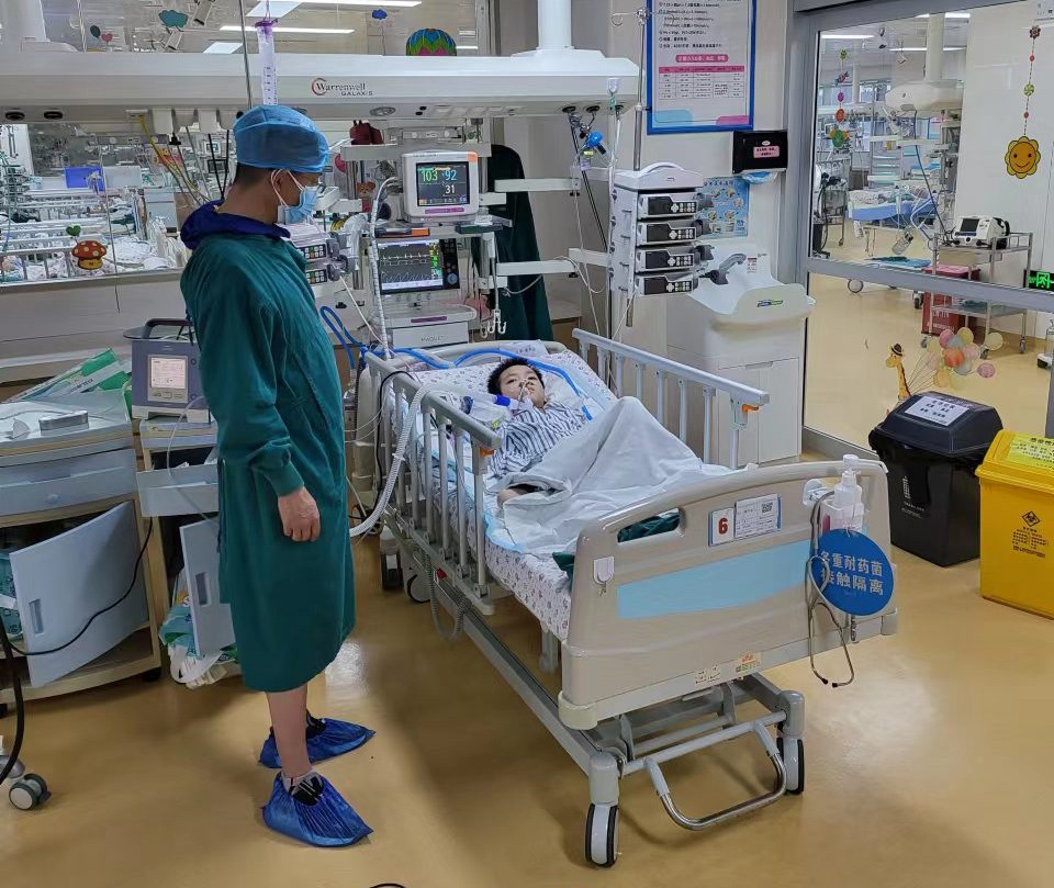 昌黎县跨省救护车出租公司